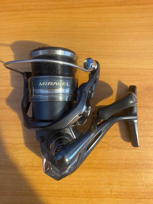 Mulineta spinning Shimano Miravel 2500