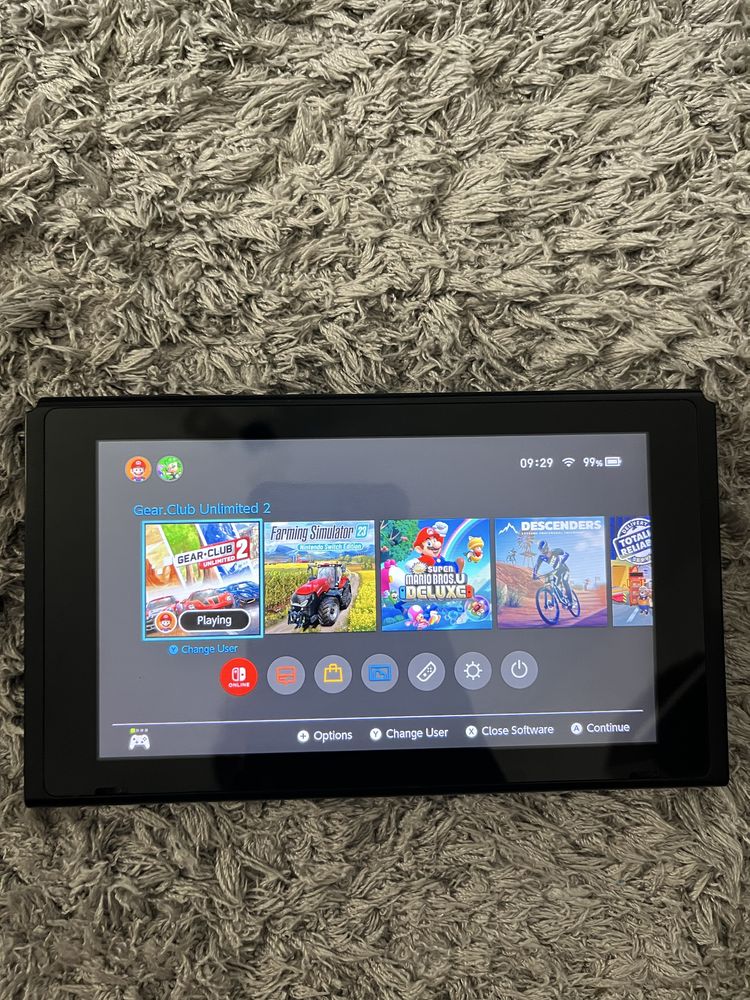 Nintendo Switch modat cu volan schimbcu ps5