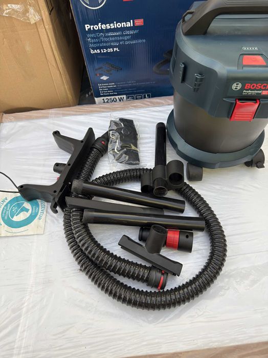 BOSCH GAS 18V-10 L Premium Aspirator 18V fara acumulator in set