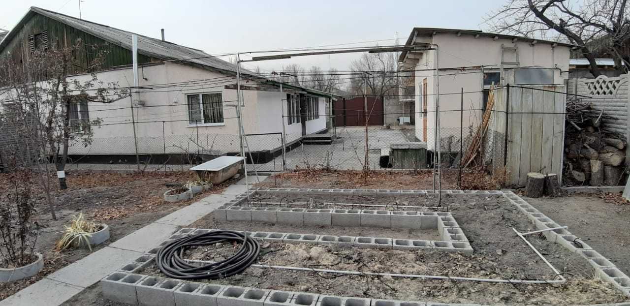Продаётся Дом в хорошем районе