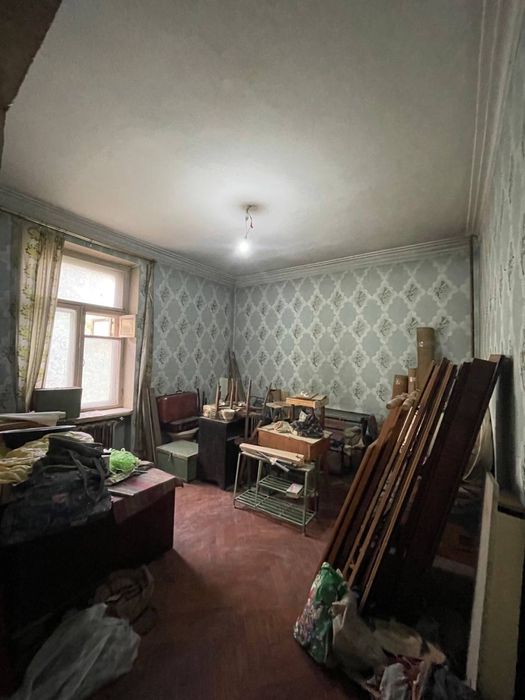 Шота Руставeли 3/3/4 Высокопотолочка орр Аския Срочно 73квадрат