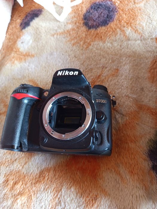 Aparate foto nikon