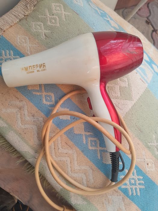 Фен для сушки волос