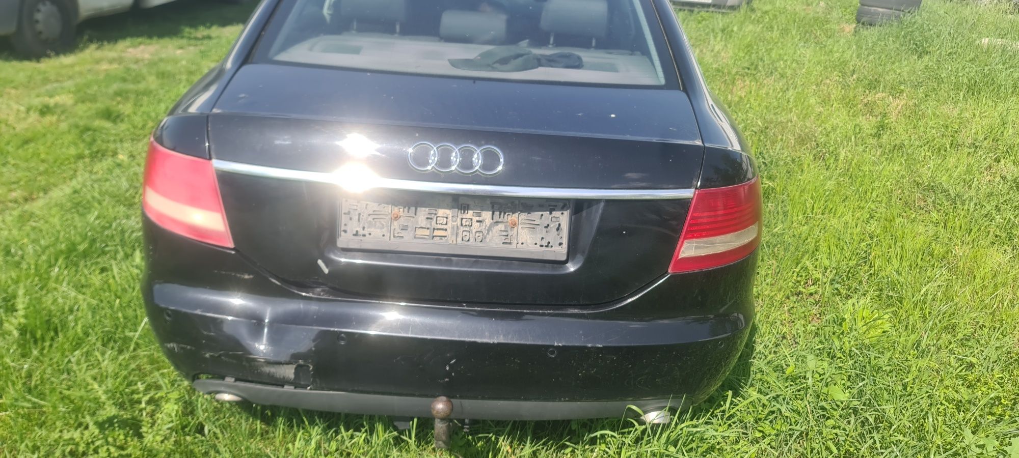 Vând schimb sau dezmembrez audi a6