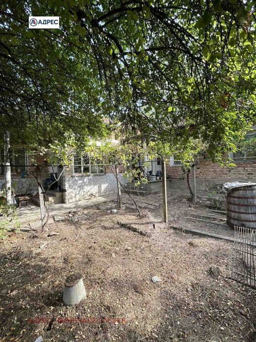 Къща в Плевен, област-с.Бръшляница площ 103 цена 25565