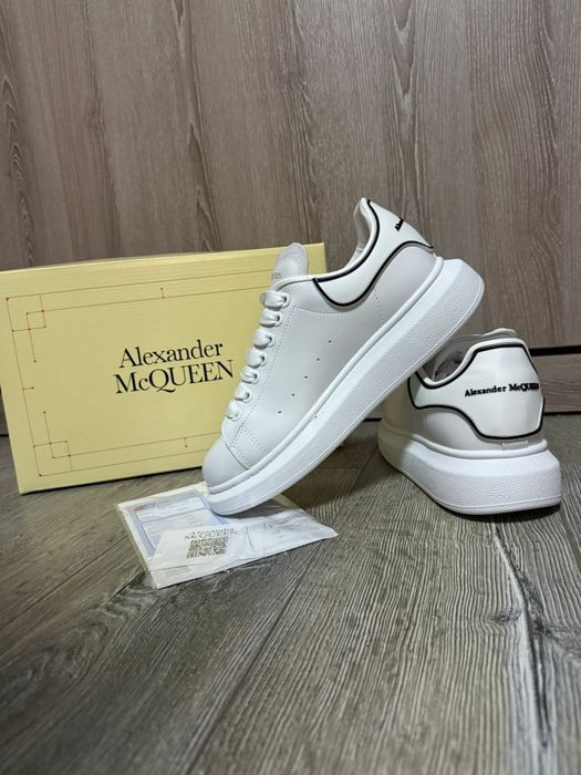 Adidași Alexander McQueen calitate premium