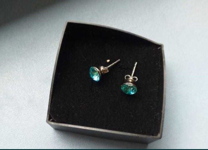 Cercei din argint cu piatra albastră