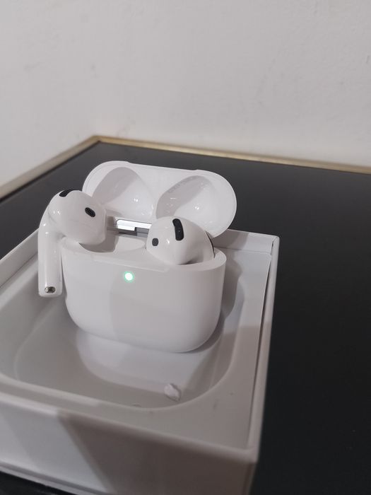 Casti noi Air Pods