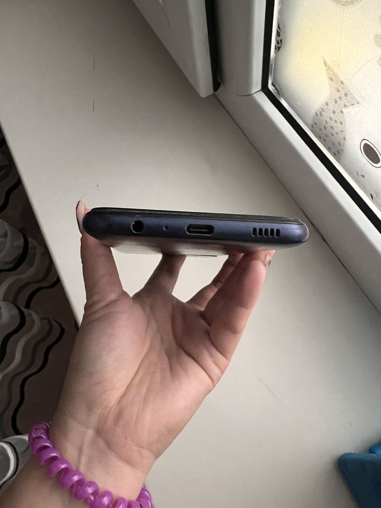 Продам смартфон Samsung A02s