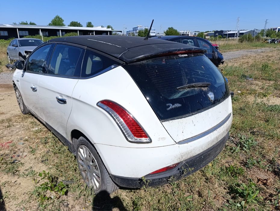 Lancia на части delta