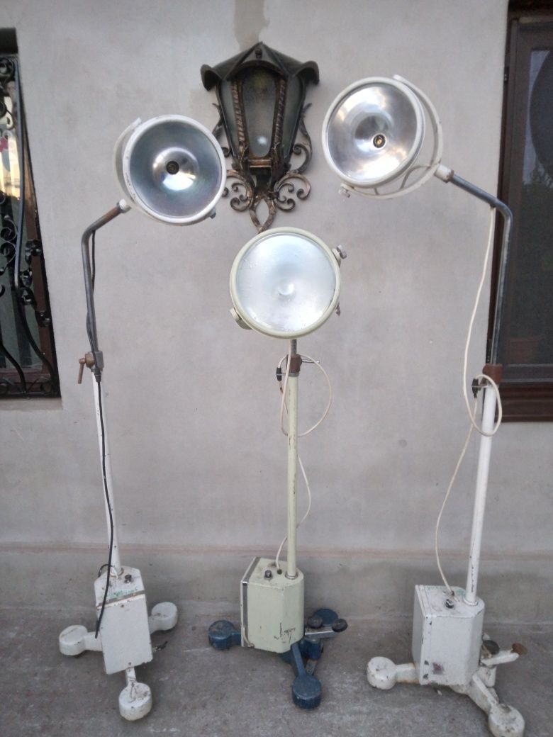 Lampa industriala / Lampi vechi medicale, lot