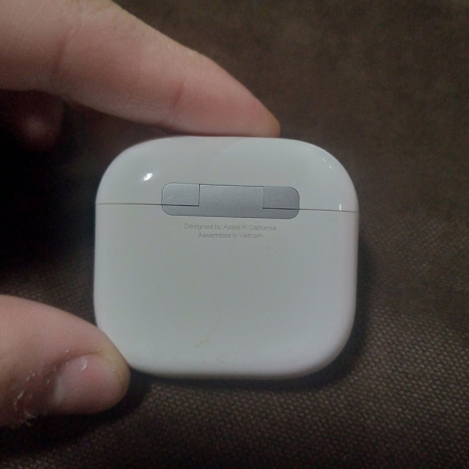 AirPods 4 2024 года