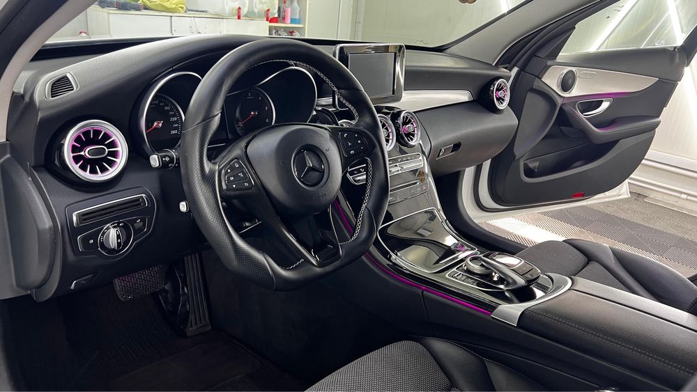Mercedes-Benz C-Class C220 W205 AMG