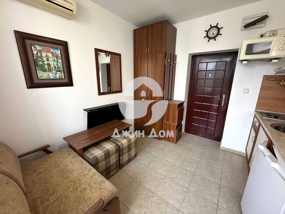 Продава се Едностаен апартамент в к.к. Слънчев бряг - 35 кв.м за 1400 €/кв.м - Снимка #1