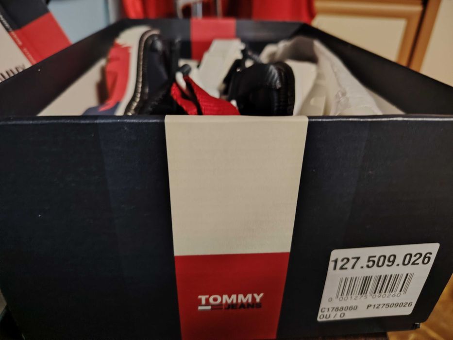 TOMMY Hilfiger дамски сандали