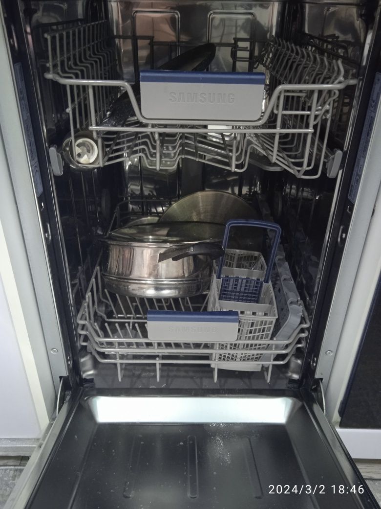 Продаётся встраиваемая посудомоечная машина Samsung