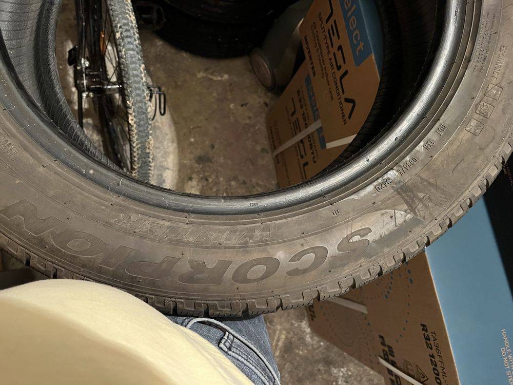 Pirelli 235.55.19 M+S-Dot-2020-7mm