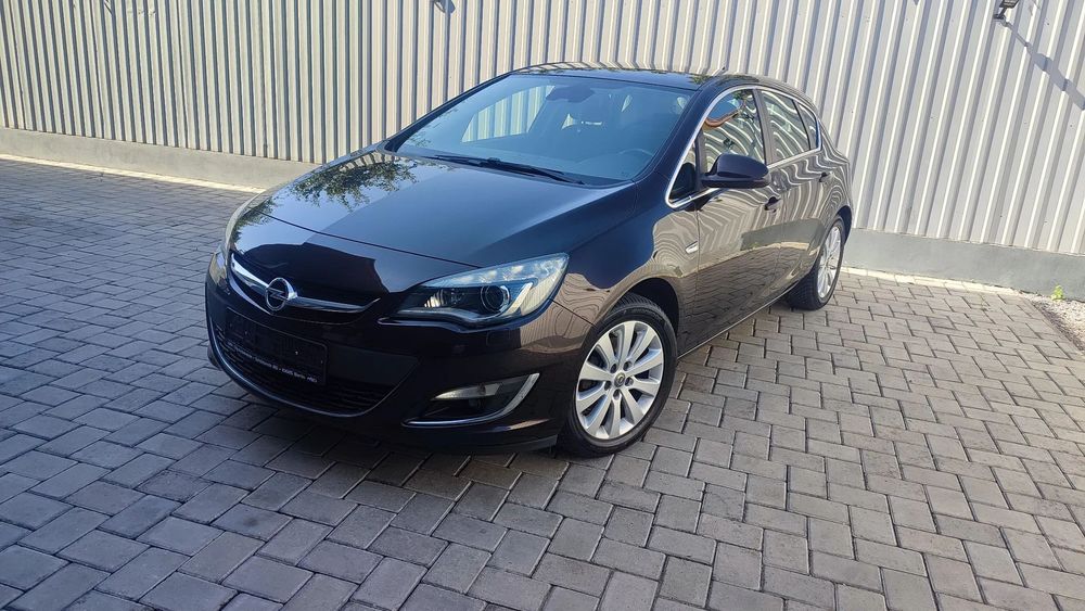 Opel Astra Opel Astra euro 6 An fab 2015,motorizare 1,6 diesel, 100kw(136 cp)