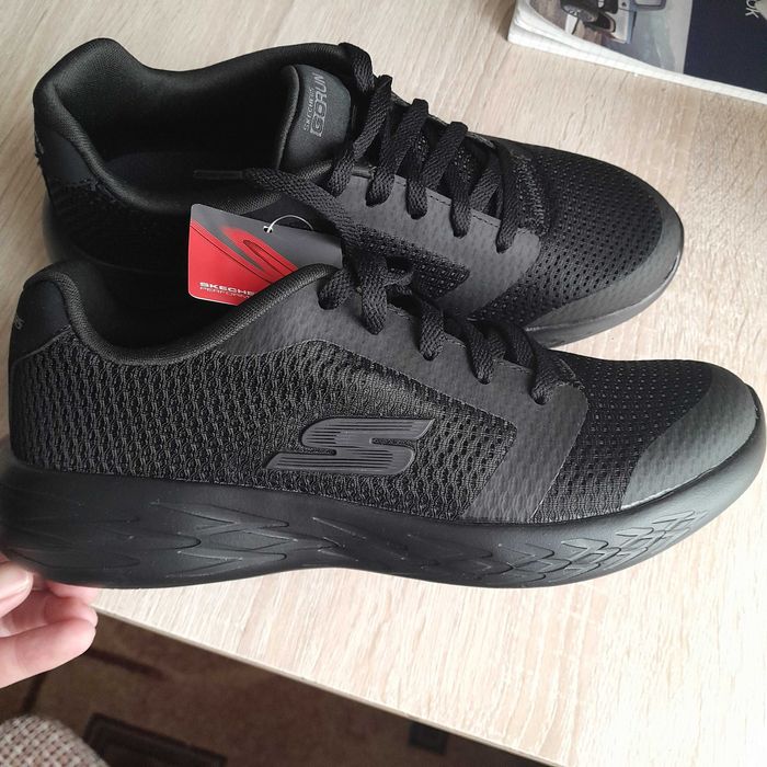 Кроссовки Skechers