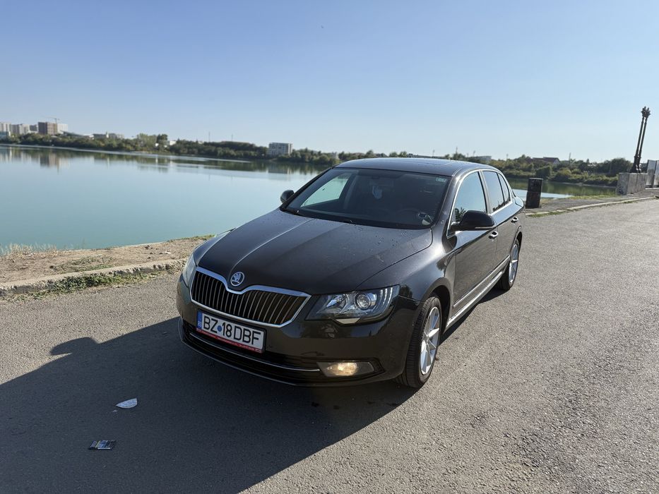 Skoda superb facelift 2015
