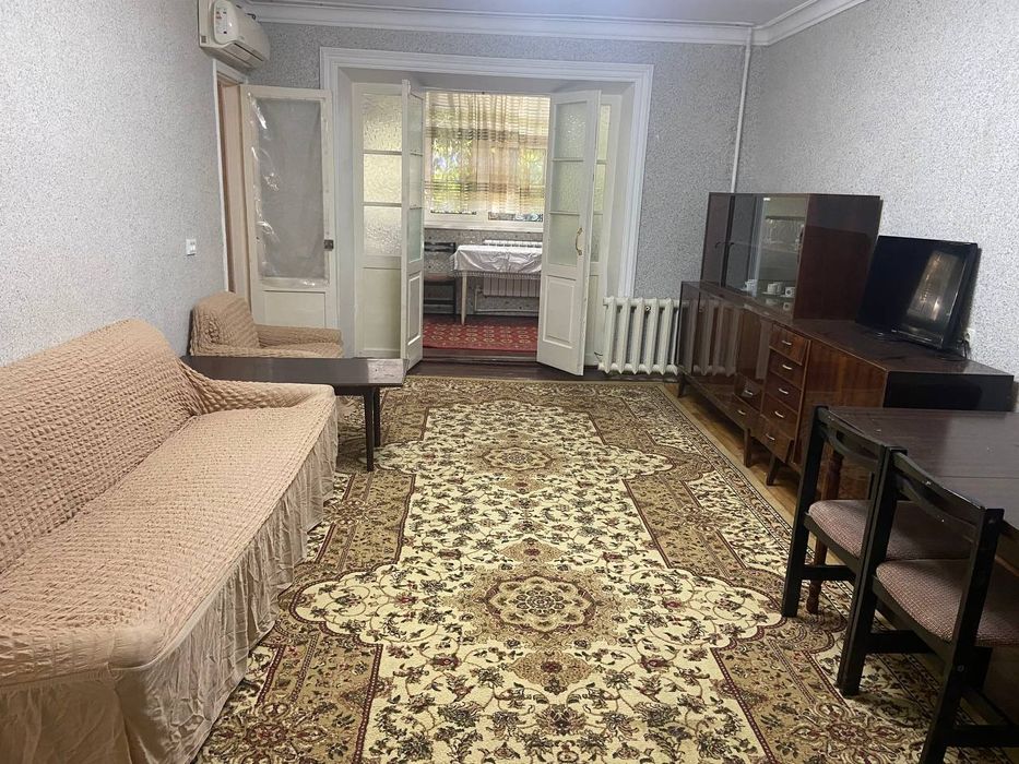 Аренда Бульвар пушти иняз 2 хона 2 этаж