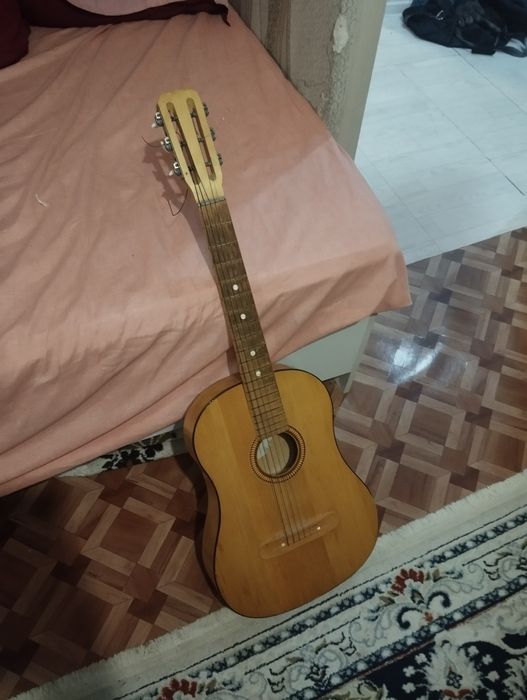 Гитара продаётся