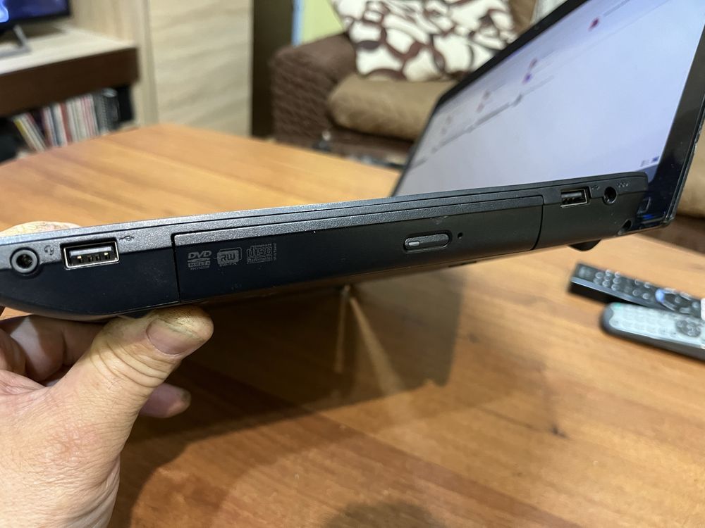 Лаптоп Lenovo IdeaPad N581
