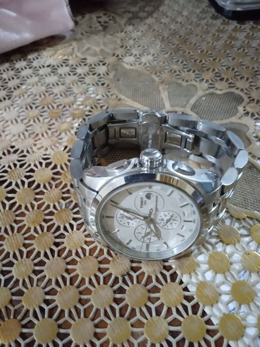 TISSOT Original soat sotiladi
