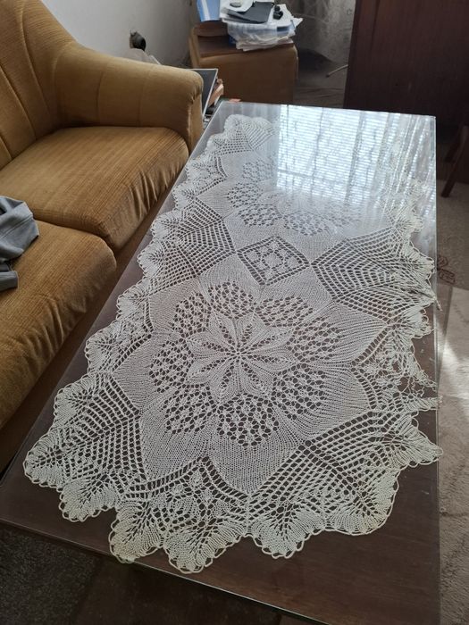 Продавам  разтегателна холна  масичка