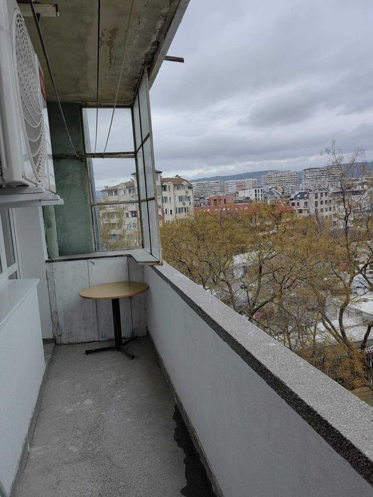 Дава се под наем Тристаен апартамент в Варна, Колхозен пазар - 90 кв.м за 459 € - Снимка #3