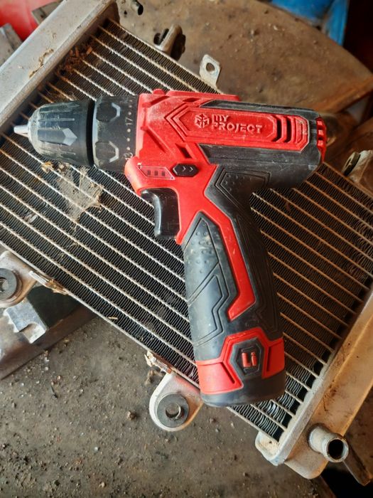 Винтоверт без зарядно