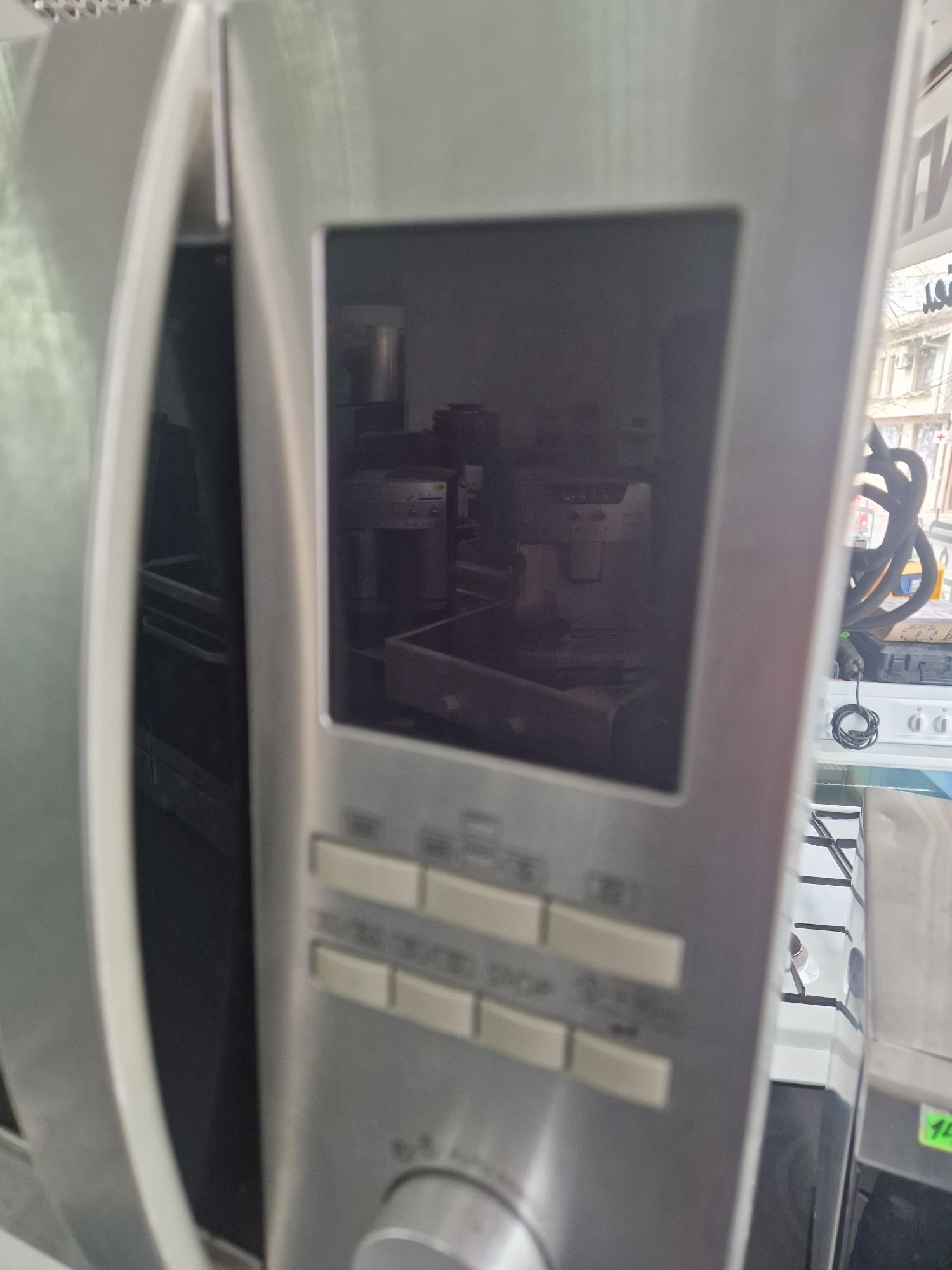 Микровълнова Sharp 33 литра 1200W