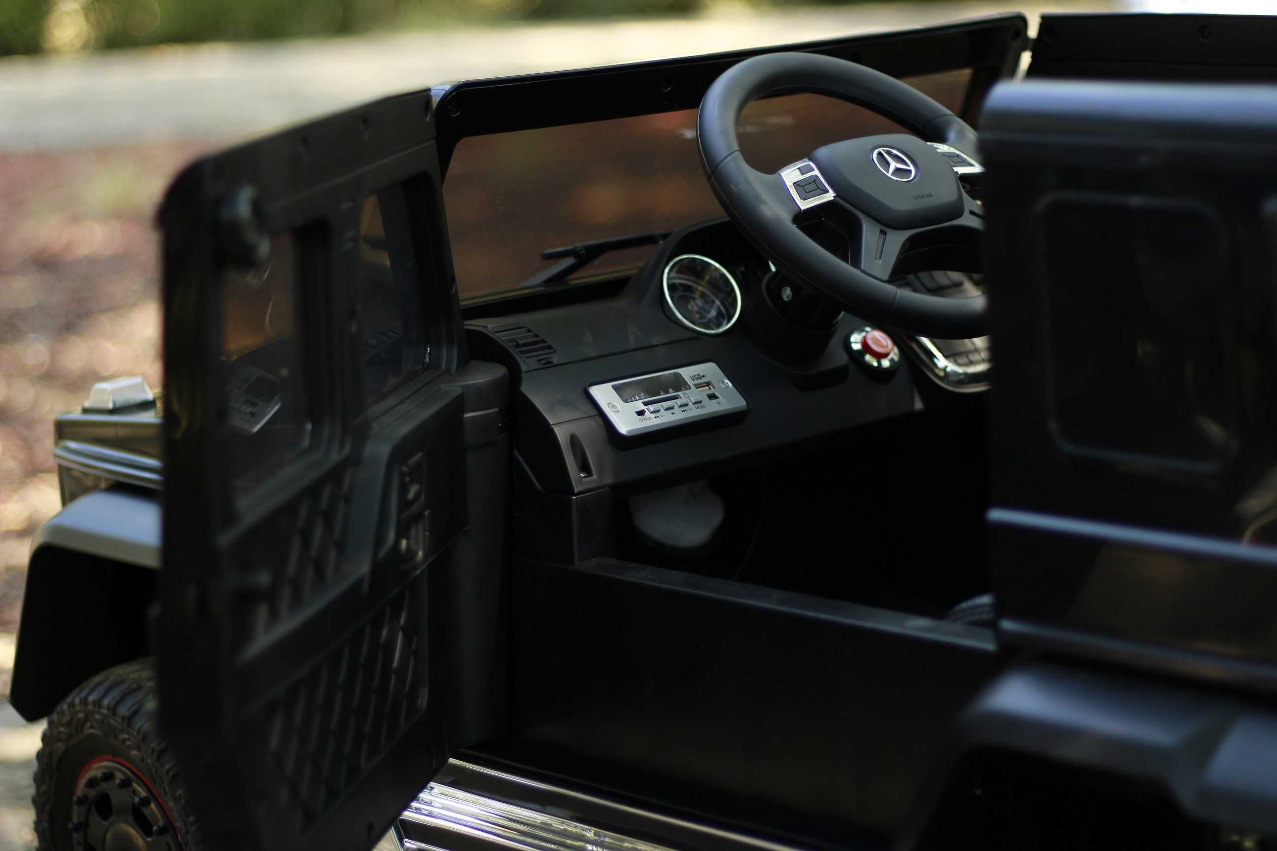 Masinuta electrica pentru copii Mercedes G63 6x6 Premium 180W #Black