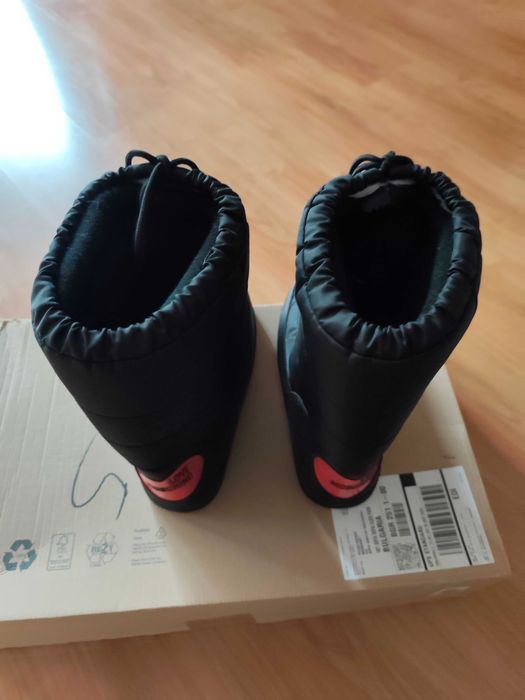 Дамски ботуши апрески Moschino