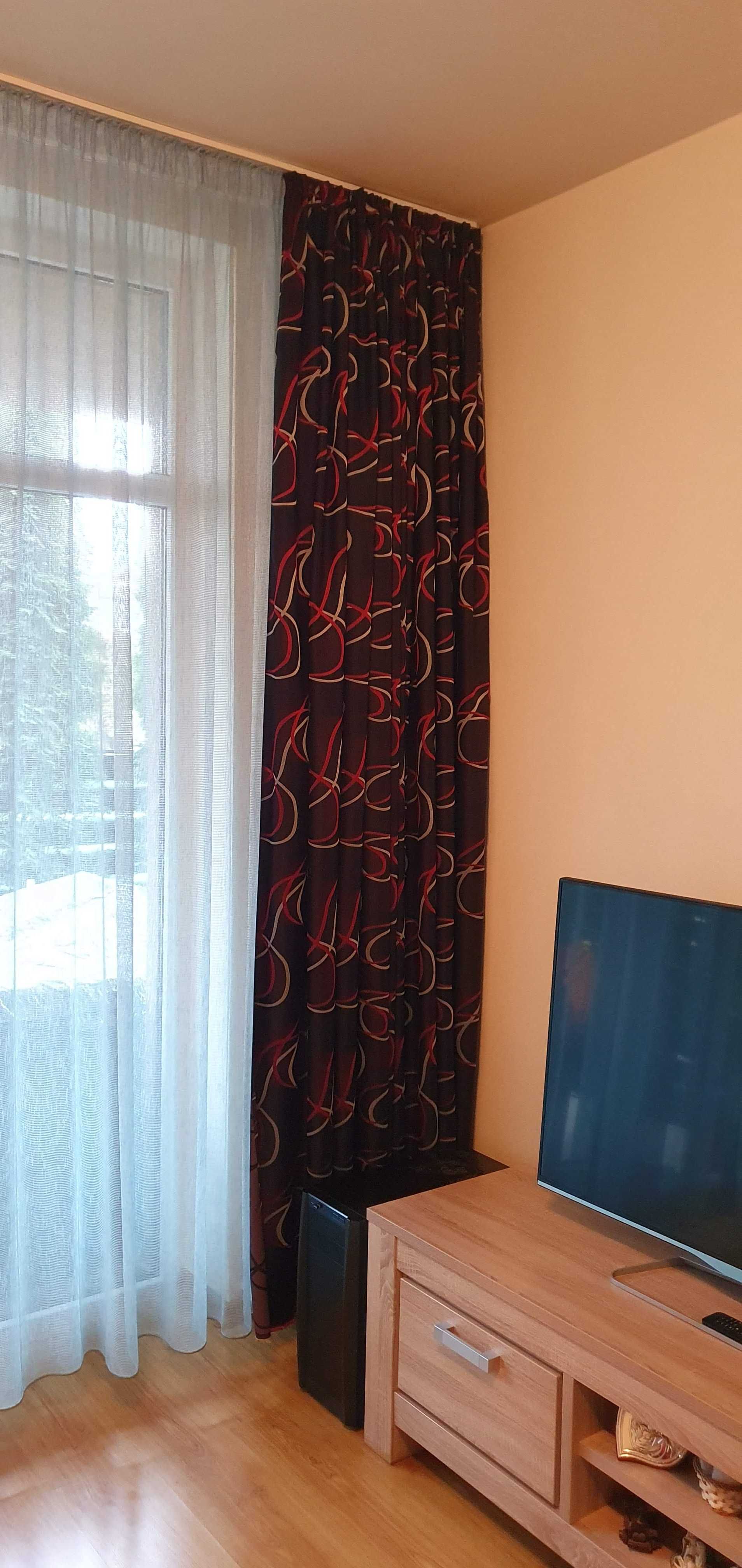 Vand 2 buc. draperii, 400 lei