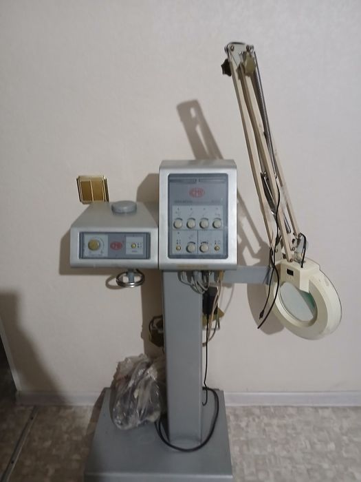 Продам аппарат для чистки лица.