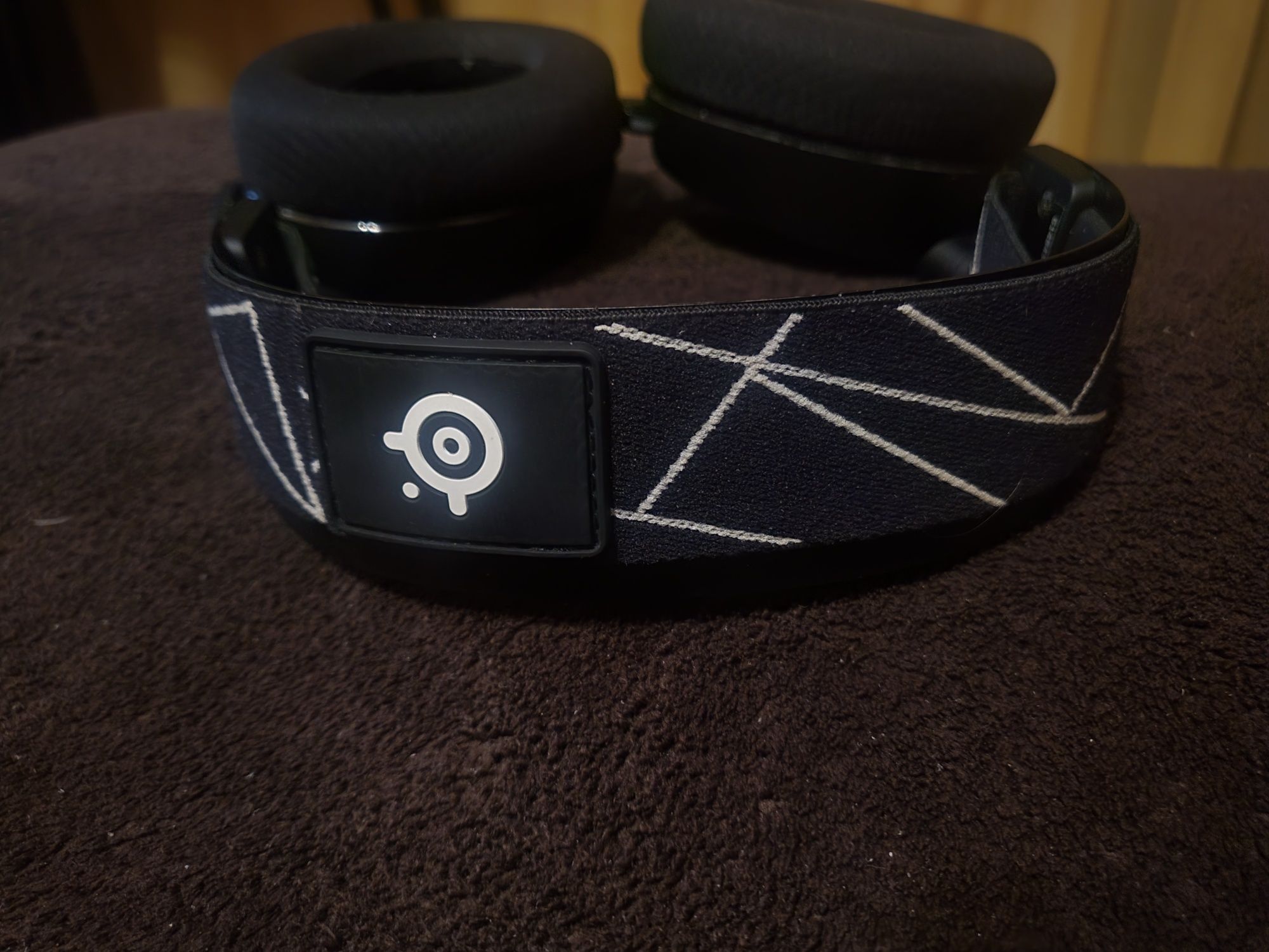 Слушалки Steelseries Arctis 9