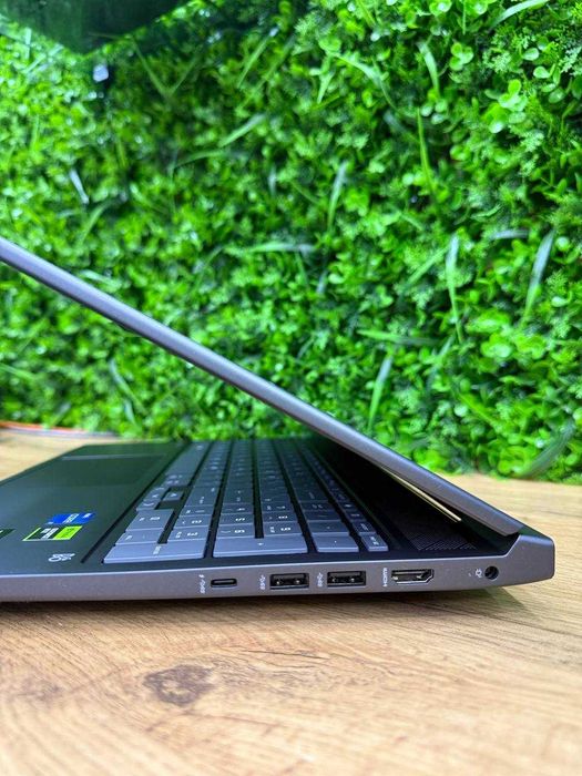 HP Victus i7 13700HX/16gb ddr5/512gb ssd/RTX4060 8gb/16,1 FHD IPS
