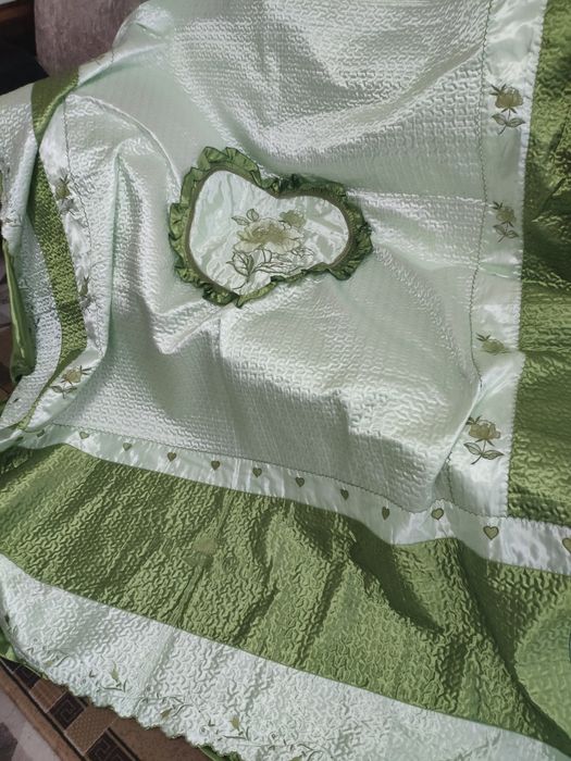 Покрывало на двумпальную кроватьровать