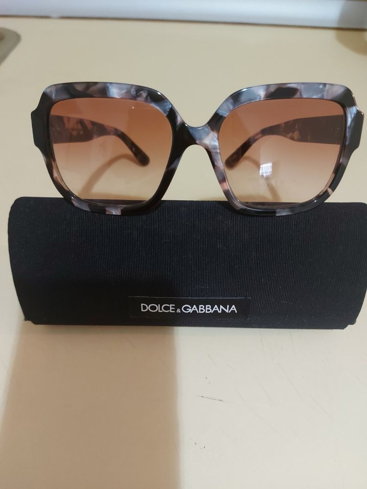 Оригинални слънчеви очила Dolce and Gabbana