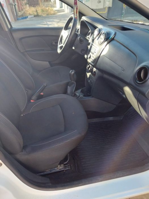 Vand Dacia Logan