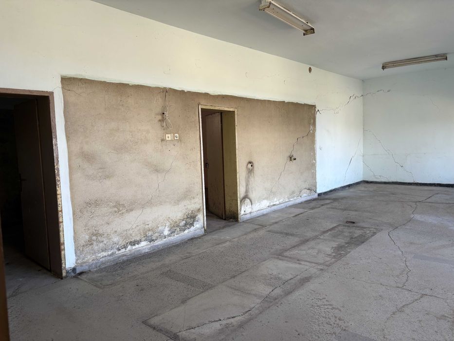 Продава се Магазин в с. Стоевци, Област Габрово - 247 кв.м за 243 €/кв.м - Снимка #11