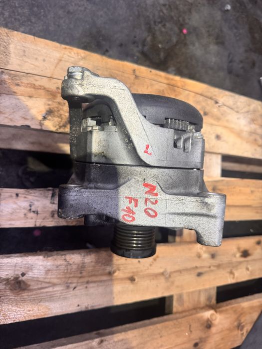 Alternator bmw f10 f11 520i 528i n20b20a  14v/210a