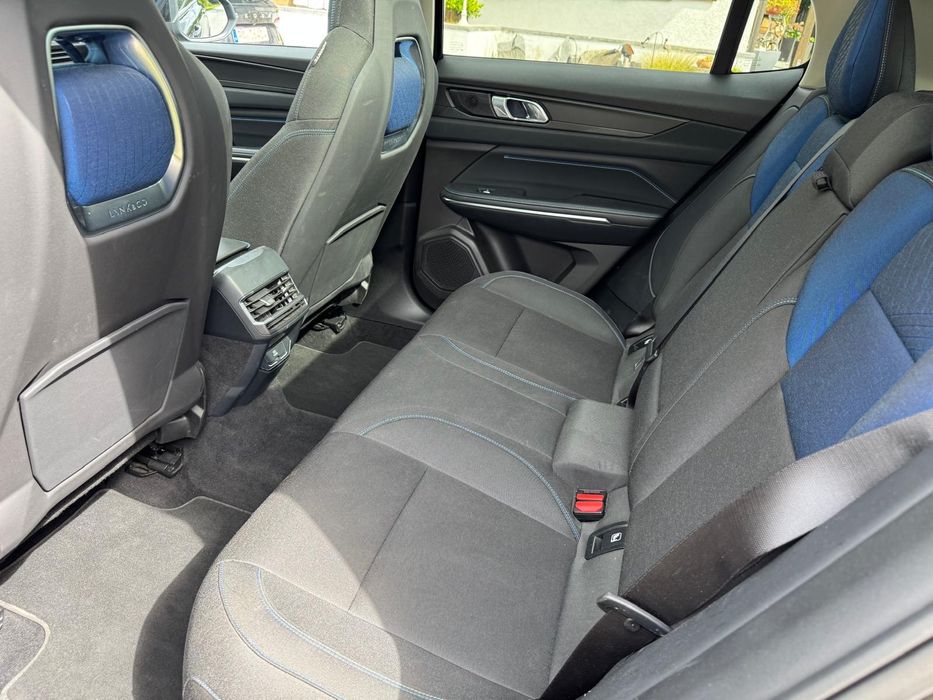 Lynk&Co 01 12/2022  Plug în Hybrid