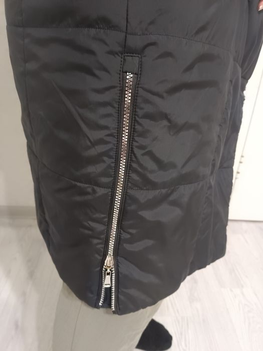 Продам отлиный зимние пальто 50 р