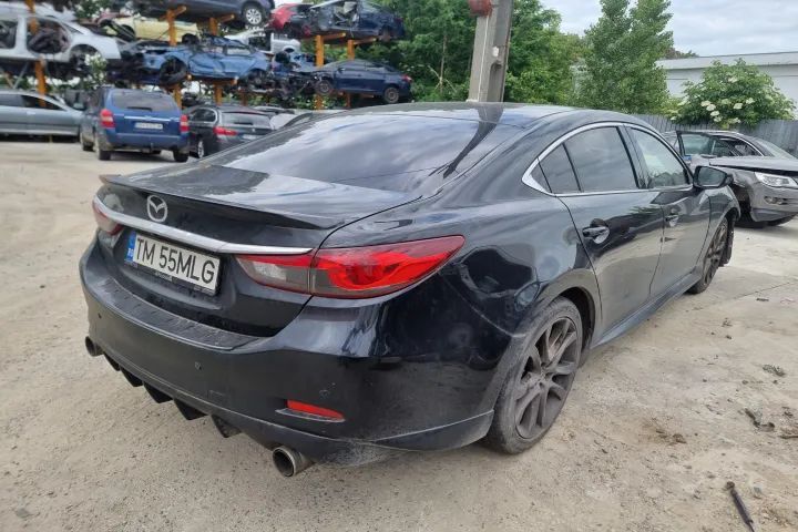Bara spate grile bord armatura  cadru scut haion portbagaj parbriz luneta calandru Mazda 6 GJ motor 2.2d 175cp 2013 euro 6 shy1  dezmembrez dezmembrari piese