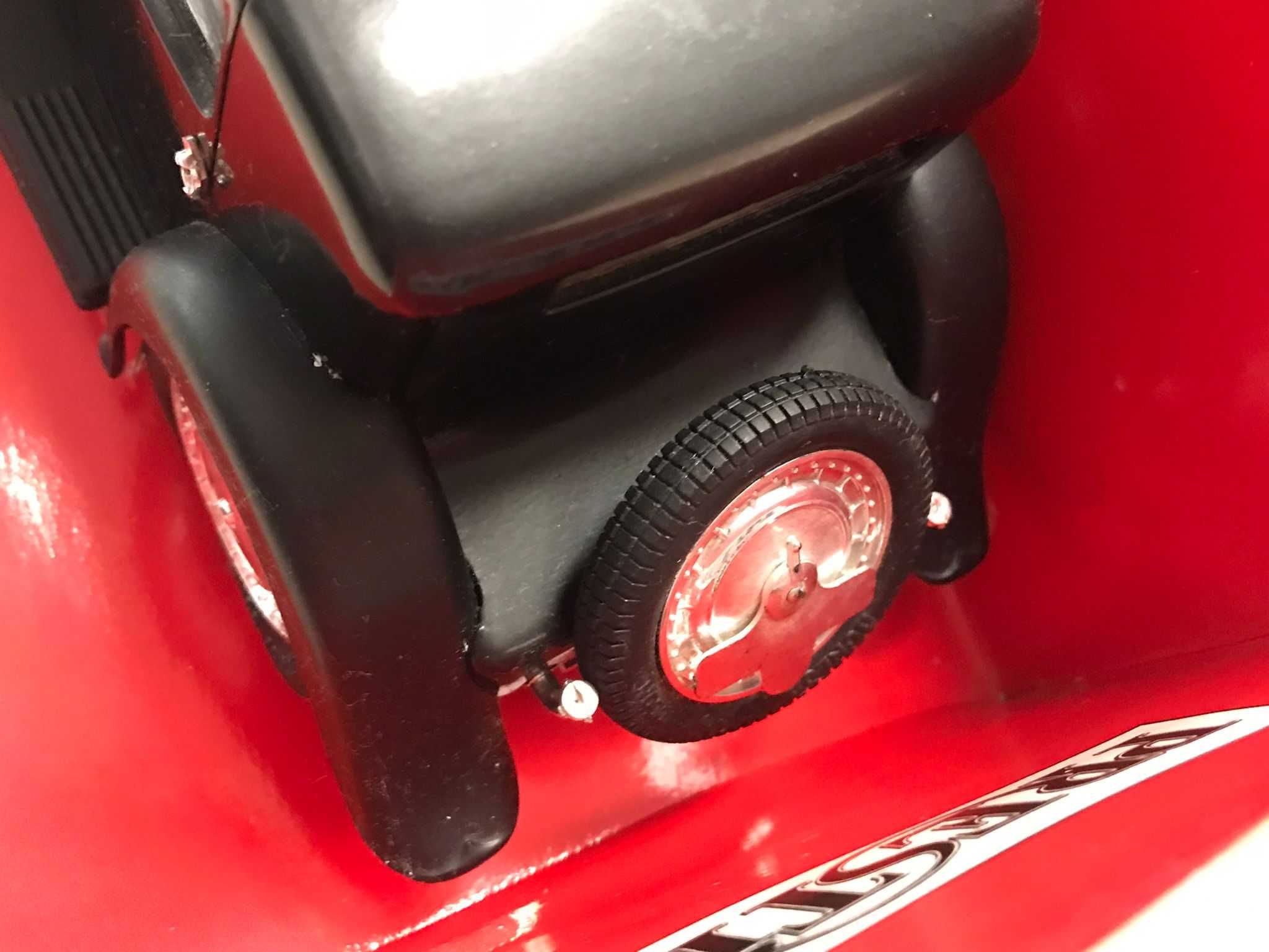 Macheta auto rara Bugatti Royale Solido Prestige scara 1/21