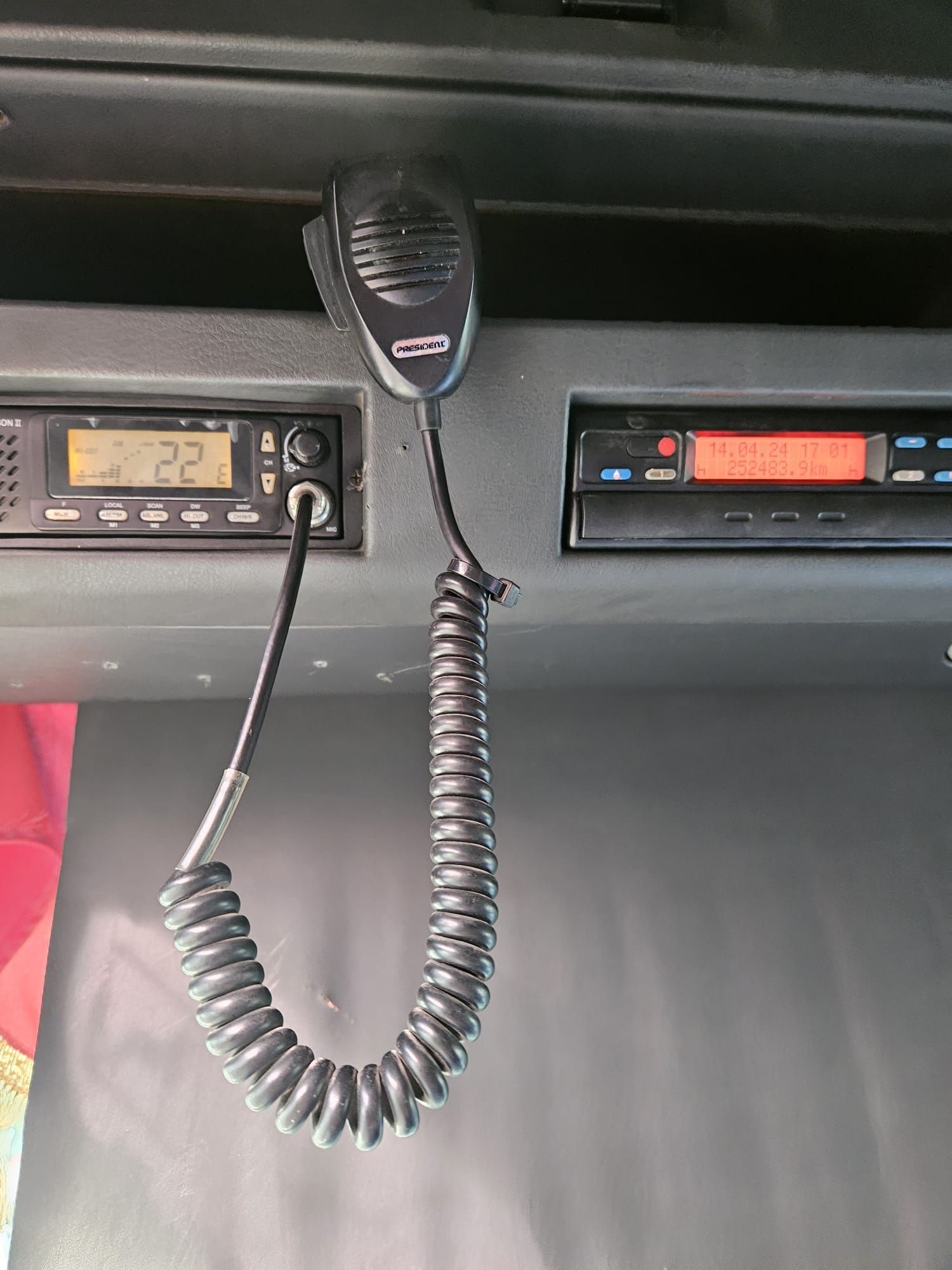 Vând man tga 410/ 2003 manual cu ambreaj pe maneta