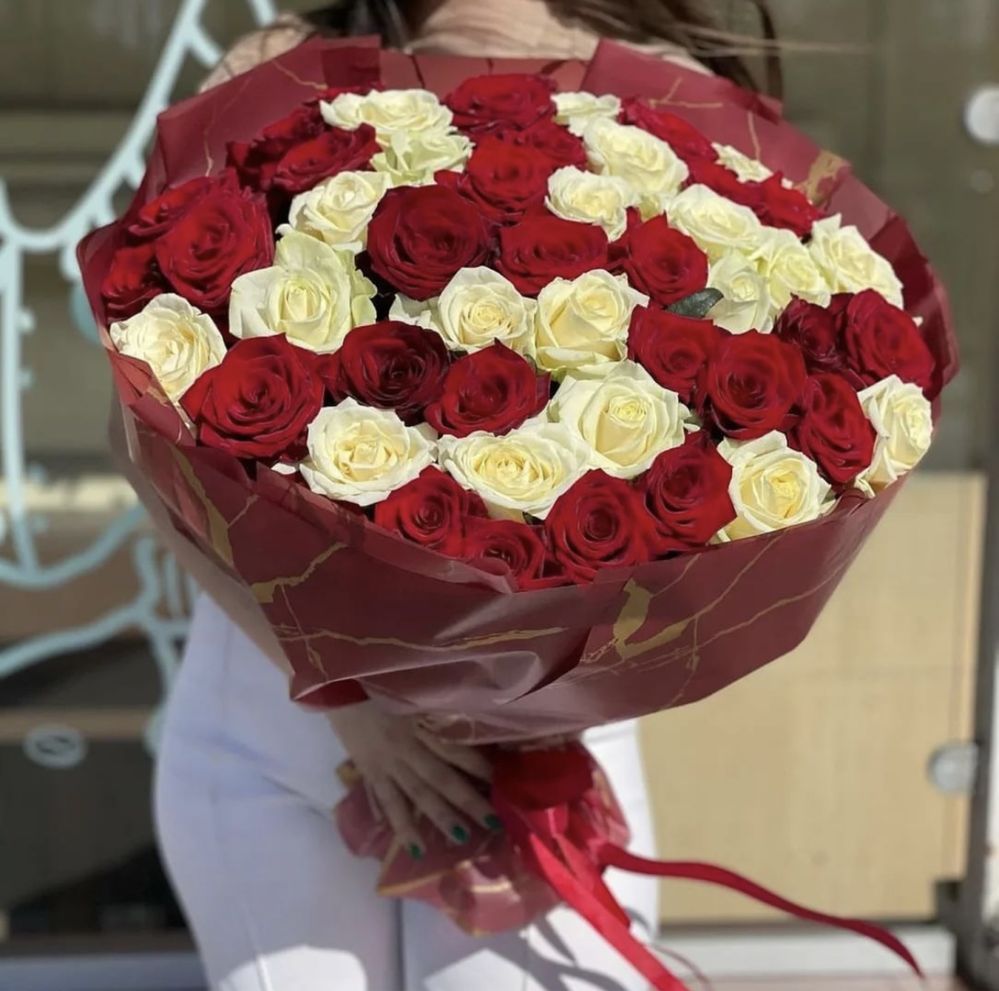 роза тюльпан евробукет доставка Астана розы тюльпаны клубника