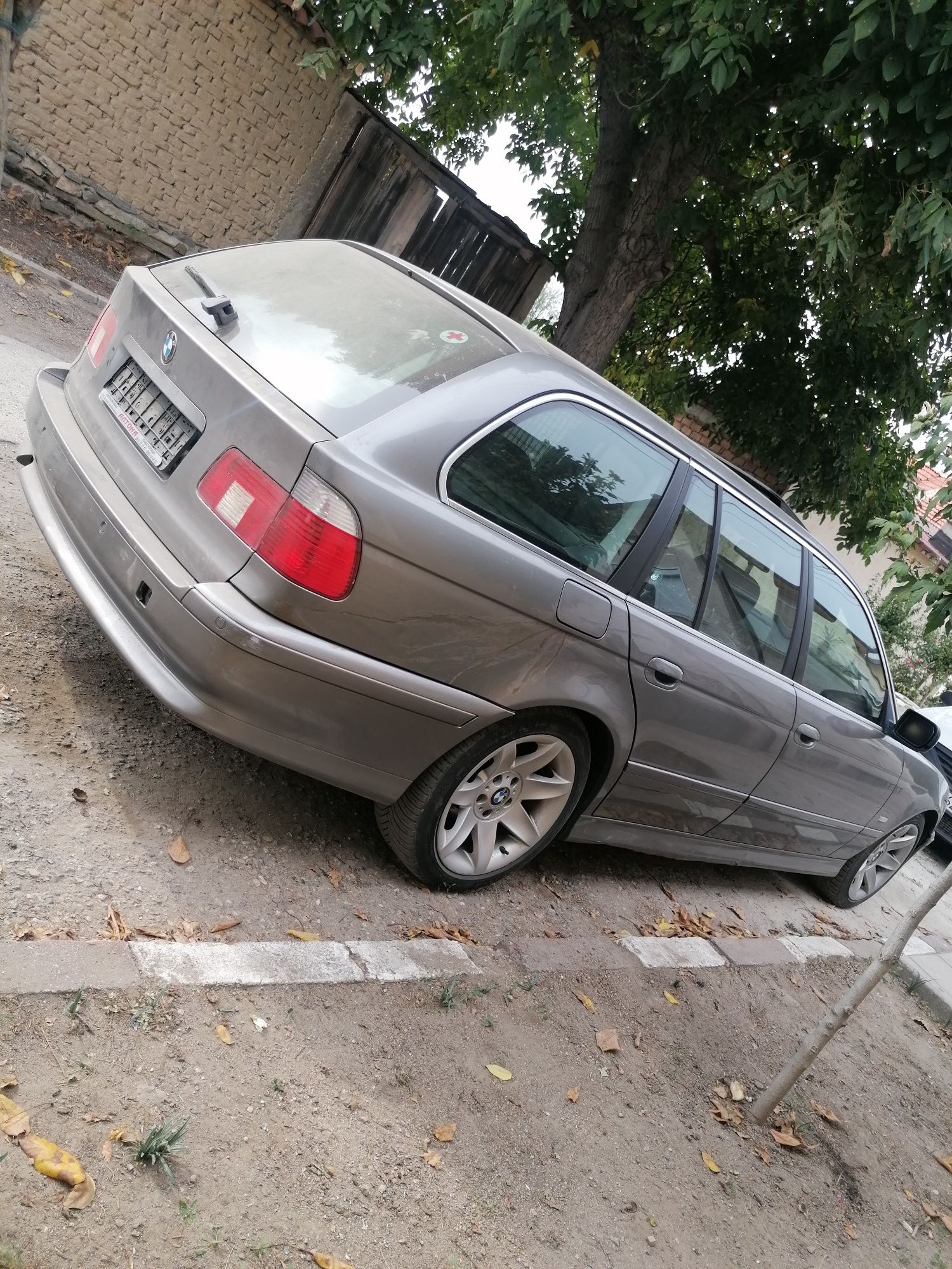 BMW Е39 НА ЧАСТИ 530D Face 193кс автомат БМВ Е39 Комби на Части